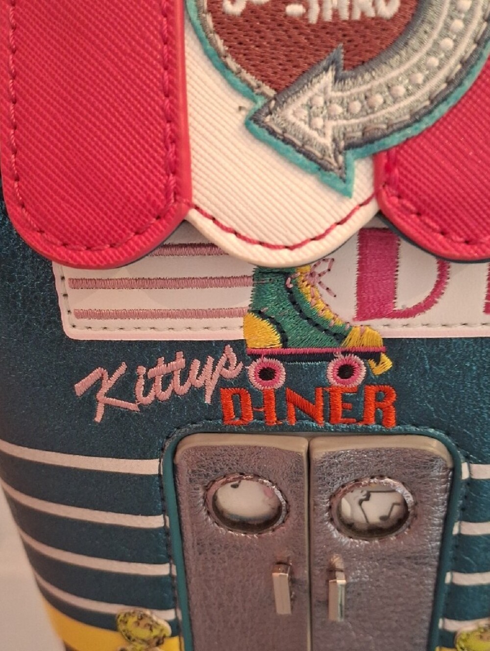 Vendula London Pink & White Diner Crossbody Bag - Picture 3 of 16